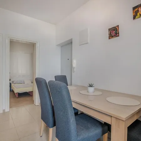 Adria Apartment *